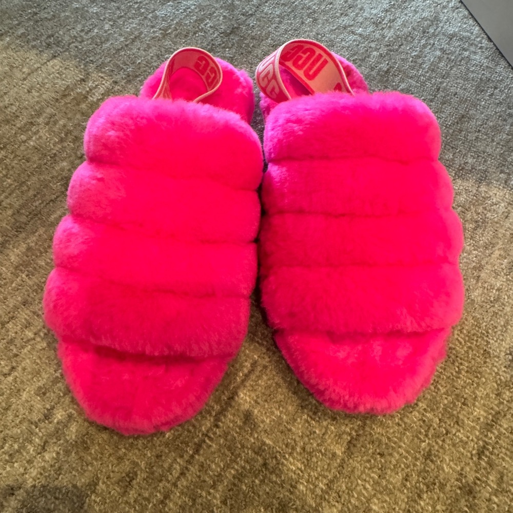 UGG Plush Shearling Slide Sandal in Hot Pink - Picture 3 of 5